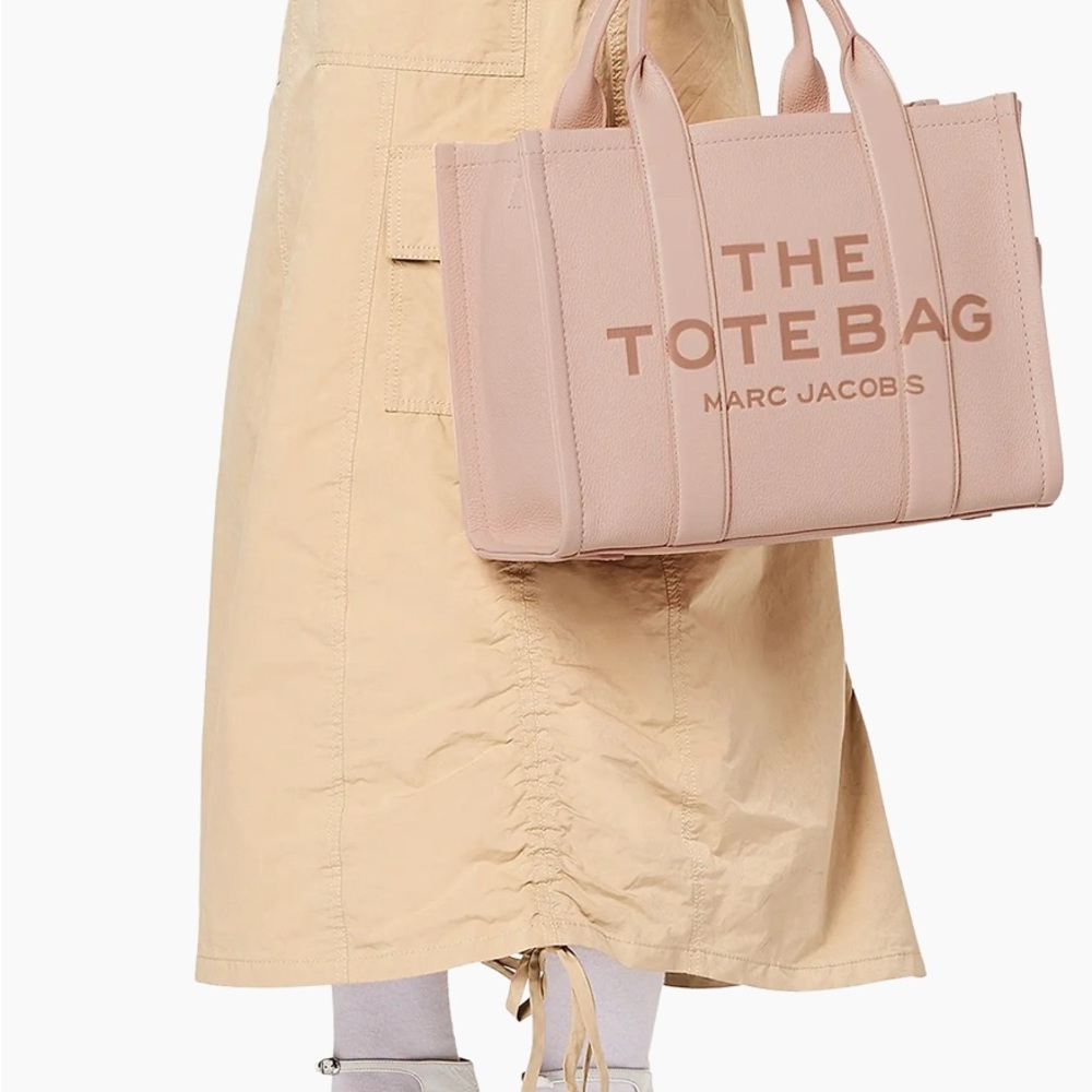 Marc Jacobs The Leather Medium Tote Bag - Picture 2 of 9